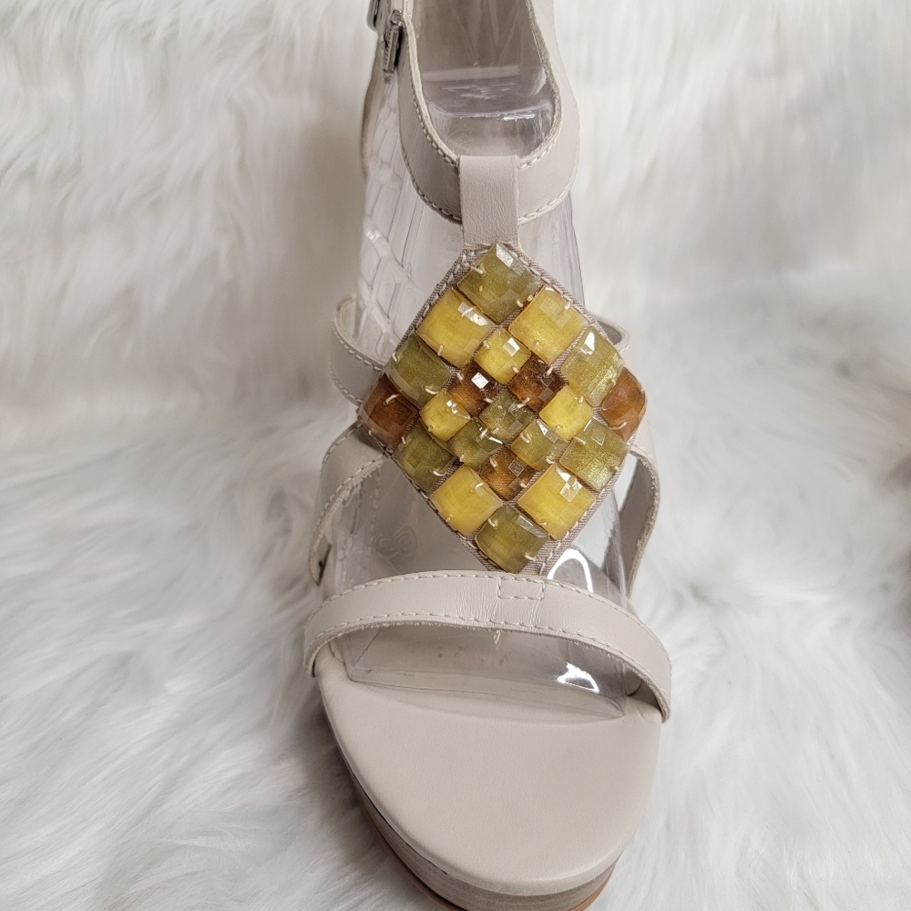 Strappy open toe high heel platforms. - Picture 6 of 13
